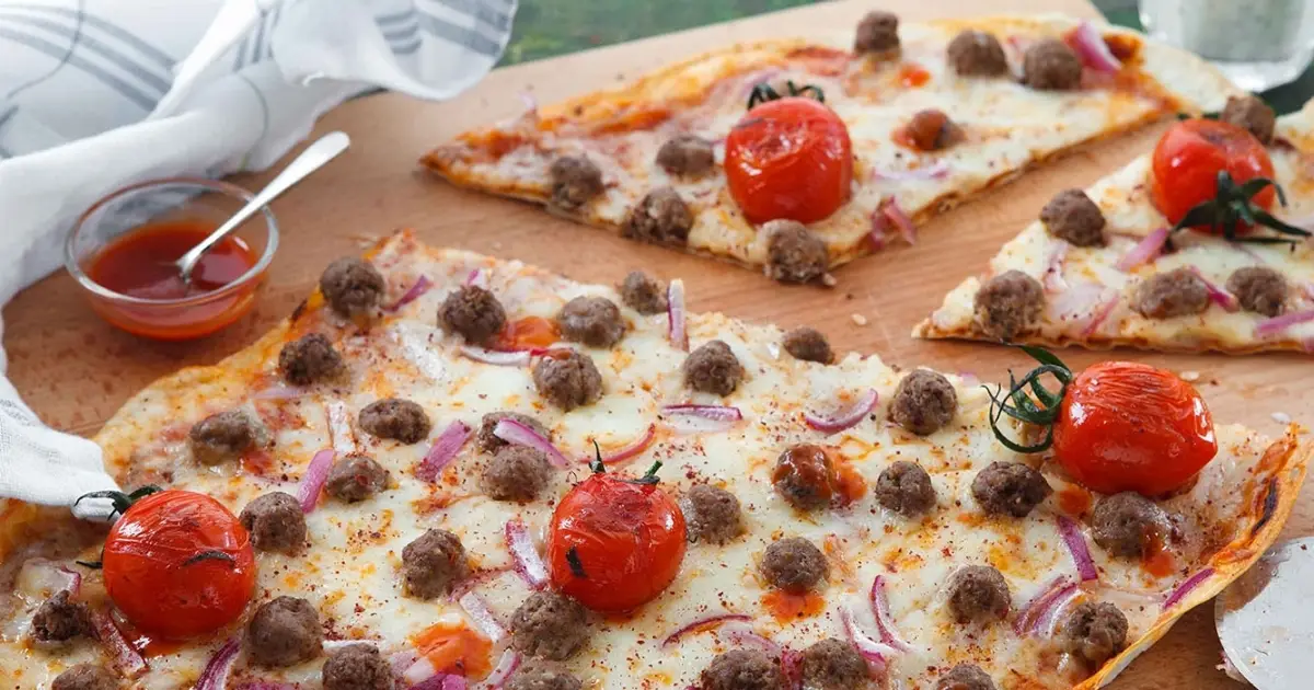 Köfteli pizza